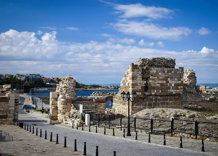 Messambria - Bastet Bs 公寓 *